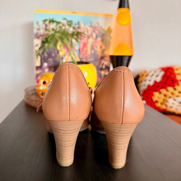 Genuine Leather Mary Jane Heels - Picture 3 of 5